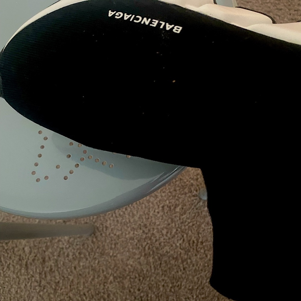 Balenciaga sock/stretchy feel sneaker size 37. Still in style & ready to wear.